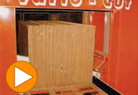 Cross-cutting and forwarding corrugated board